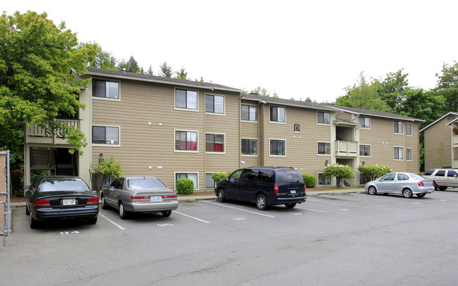 Parkwood Apartments in Kent, WA - Building Photo - Building Photo