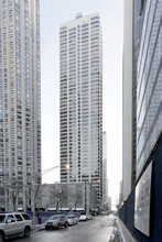 400 E Ohio St in Chicago, IL - Building Photo - Building Photo