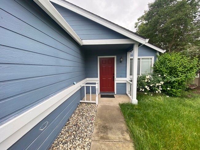 5026 Elgin Woods Ct in Sacramento, CA - Building Photo - Building Photo