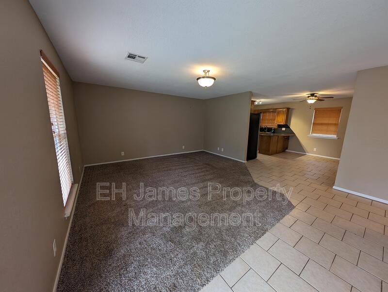 104 Aspen Ct in Cleveland, OK - Building Photo