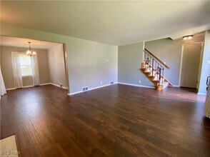 2510 Ridgedale Ave NW in Canton, OH - Building Photo - Building Photo