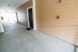2801 Chancellorsville Dr in Tallahassee, FL - Building Photo - Building Photo