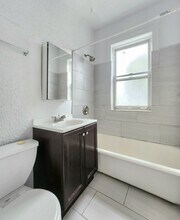 1918 N Drake Ave in Chicago, IL - Building Photo - Building Photo