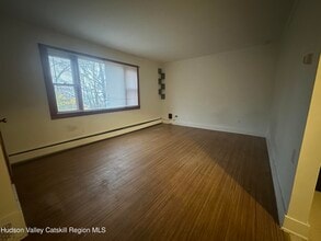 6140 NY-9G in Hudson, NY - Building Photo - Building Photo