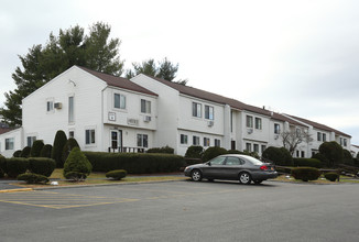 Mountain View Knolls in Fishkill, NY - Building Photo - Building Photo