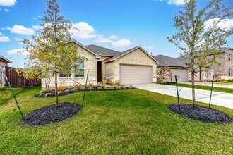 14220 Dream Rd in New Caney, TX - Foto de edificio - Building Photo