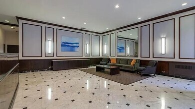 240 E 27th St in New York, NY - Building Photo - Building Photo