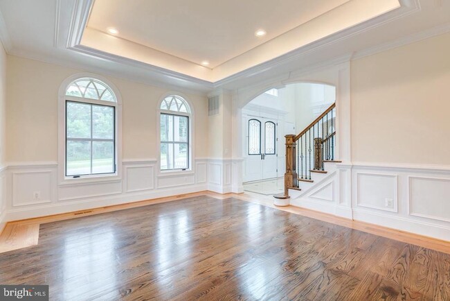 7112 Georgetown Pike in McLean, VA - Building Photo - Building Photo