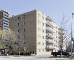 1276 Elgin St Apartments