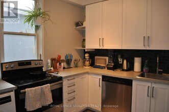 133 Brock Ave in Toronto, ON - Building Photo - Building Photo