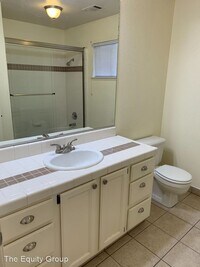 1608 Cottonwood Ct S photo'