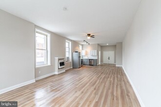 937 N 2nd St in Philadelphia, PA - Building Photo - Building Photo