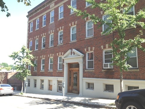 205 Winthrop Rd, Unit 3