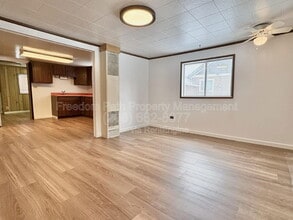 104 Main St in Pinehurst, ID - Building Photo - Building Photo