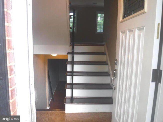 7753 Durer Ct in Springfield, VA - Building Photo - Building Photo