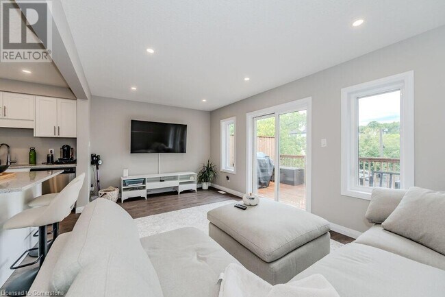 86 Erbsville Ct in Waterloo, ON - Building Photo - Building Photo