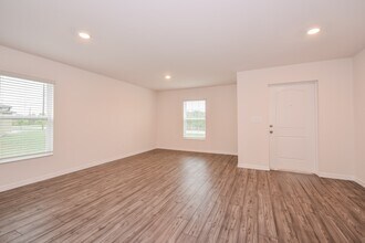 193 Blackstone Dr in Ft. Myers, FL - Building Photo - Building Photo
