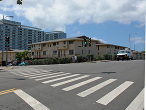 3221-3233 Ala Ilima St in Honolulu, HI - Foto de edificio - Building Photo