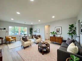 11702 Dorothy St in Los Angeles, CA - Building Photo