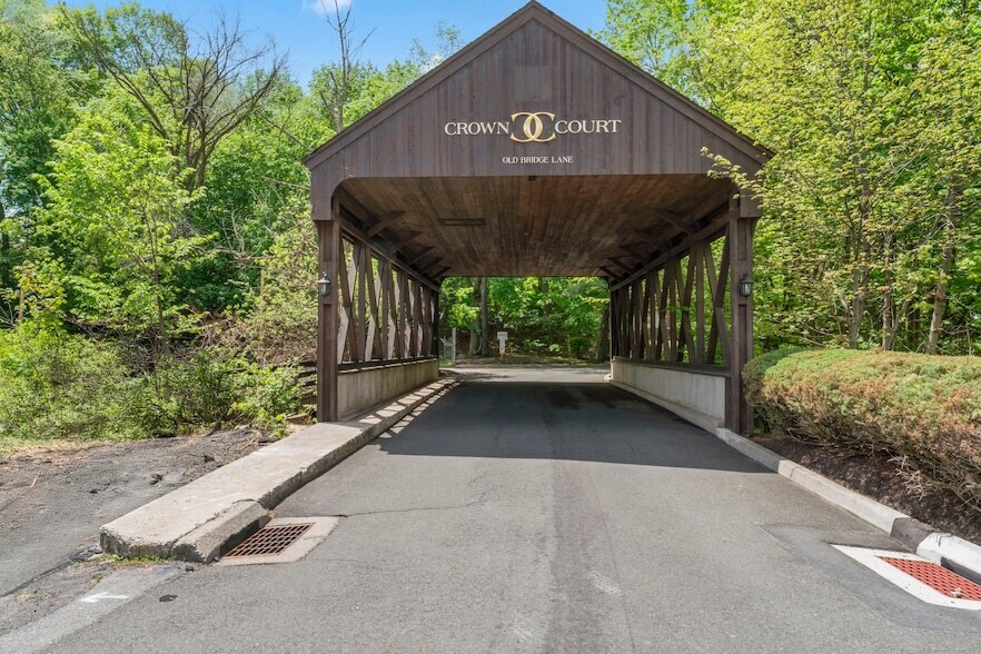 34A Padanaram Ave in Danbury, CT - Building Photo