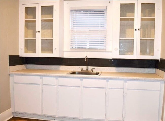 611 Nelray Blvd in Austin, TX - Building Photo - Building Photo