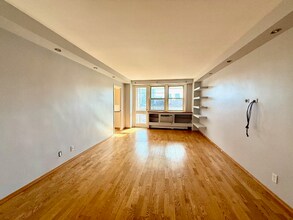 444 Bedford St in Stamford, CT - Foto de edificio - Building Photo