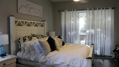 132 Cambridge Ct in Indialantic, FL - Building Photo - Building Photo