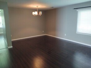 1921 Shepherds Gate in Chesapeake, VA - Foto de edificio - Building Photo