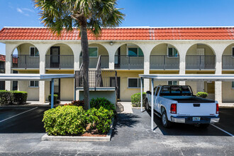 St Lucie Gardens in Cocoa Beach, FL - Building Photo - Building Photo