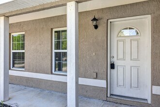 7 Locust Loop Cir in Ocala, FL - Building Photo - Building Photo