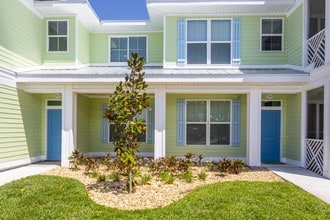Lemon Bay Apartments in Englewood, FL - Foto de edificio - Building Photo