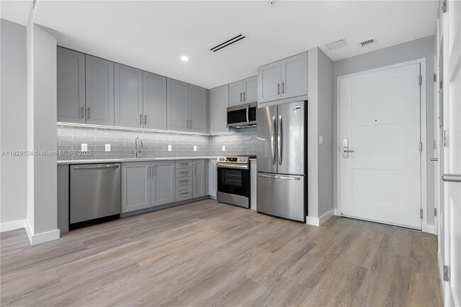 property at 3335 Thomas Ave