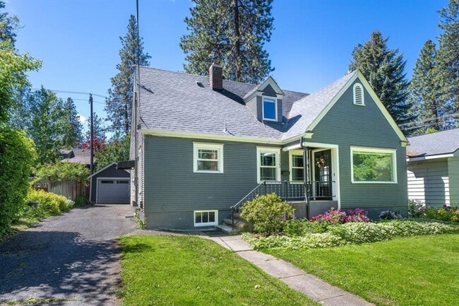 property at 1123 W 25th Ave