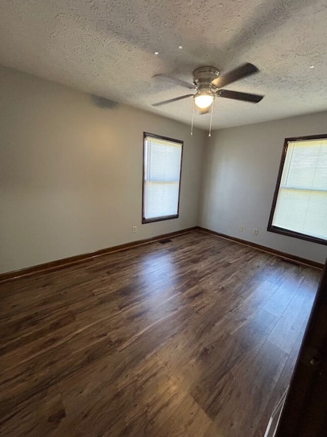 10708 US HWY 301 in Lumberton, NC - Building Photo - Building Photo