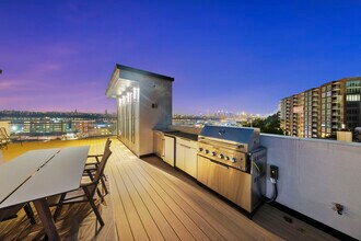 8822 Churchill Rd in North Bergen, NJ - Building Photo - Building Photo