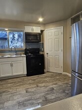 1371 Xanadu St in Aurora, CO - Foto de edificio - Building Photo