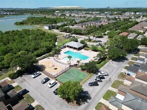 9136 Hillcroft Dr in Riverview, FL - Building Photo - Building Photo