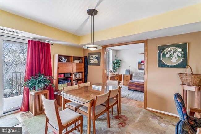 property at 9039 Sligo Creek Pkwy