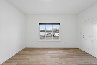 26 Renwyck Pl in Spruce Grove, AB - Building Photo - Building Photo