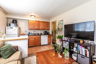 Stadium Village Apartments in Minneapolis, MN - Building Photo - Interior Photo