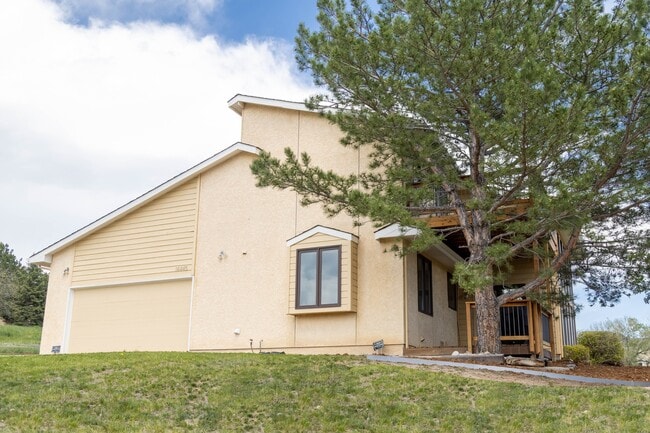 property at 14445 River Oaks Dr