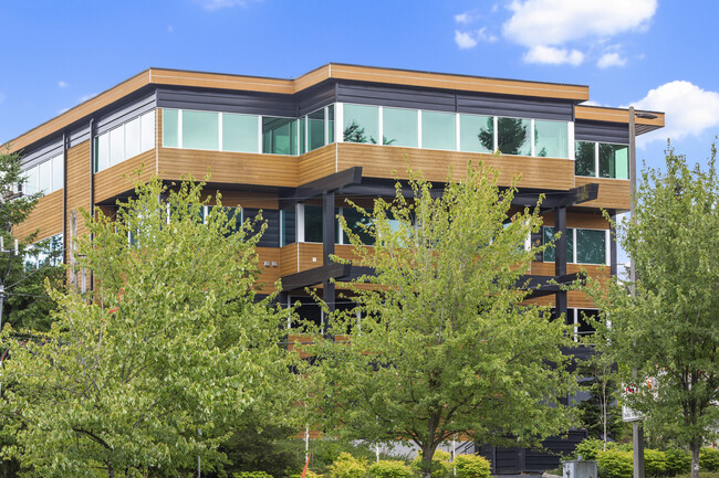 Pratej Apartments in Tukwila, WA - Foto de edificio - Building Photo