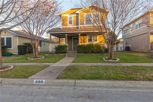 609 Rolling Oak Dr in Round Rock, TX - Building Photo - Building Photo