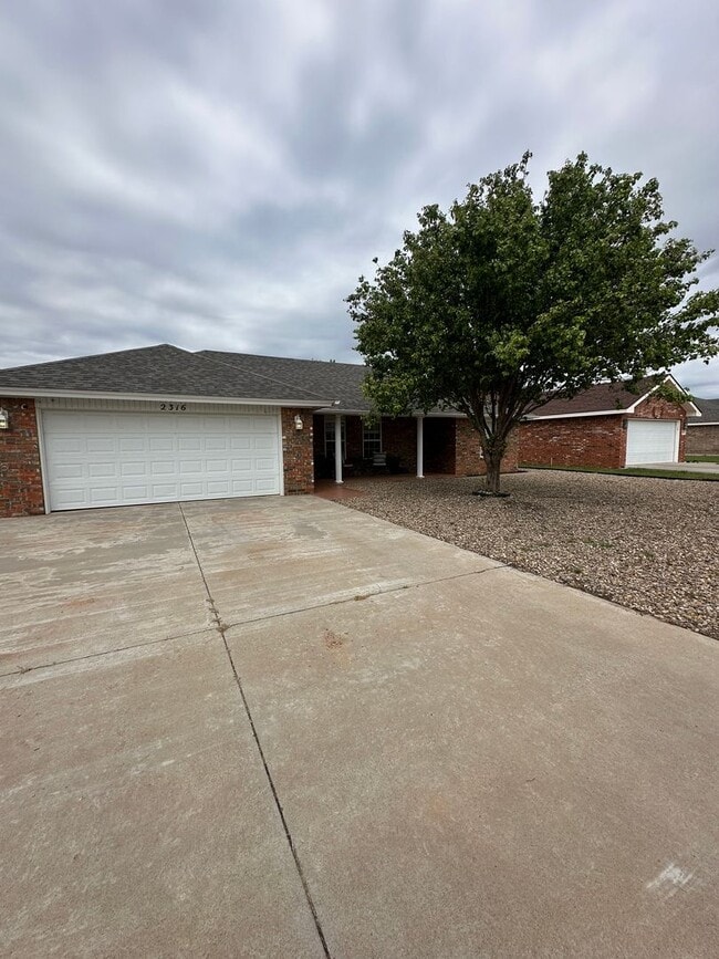 2316 Jadyn Ln in Clovis, NM - Building Photo - Building Photo