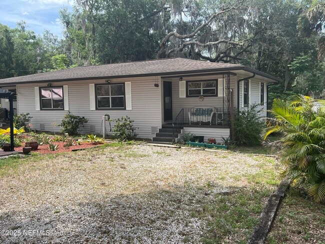 property at 1406 S 14th St
