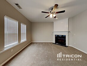 7751 Parkside Dr in Lithia Springs, GA - Building Photo - Building Photo