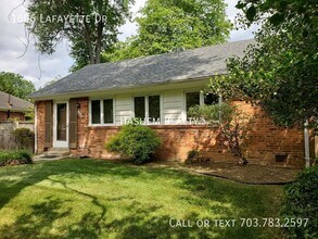 1606 Lafayette Dr in Alexandria, VA - Building Photo - Building Photo