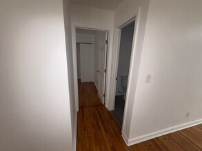 702-704-704 Fifth Ave, Unit A4 in Asbury Park, NJ - Foto de edificio - Building Photo