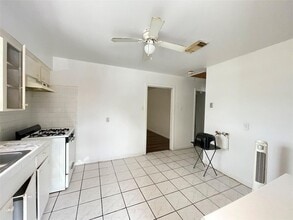4823 Shreveport Blvd in Houston, TX - Building Photo - Building Photo