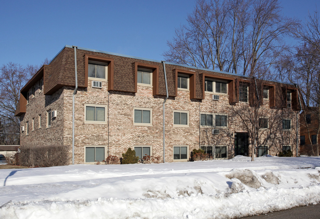 Fairview Apartments in Farmington, MN - Foto de edificio